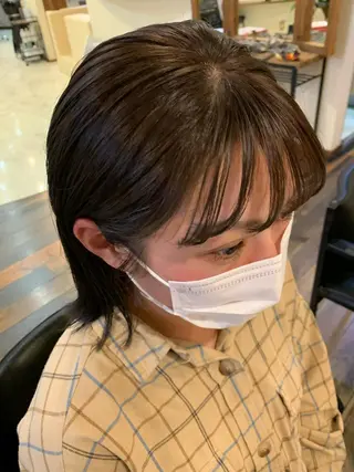 ミディアム カラー 梶原 真帆のヘアスタイル
