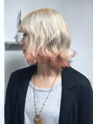 ショート カラー パーマ ヘアアレンジ 推し活専用 【派手髪】飯野ゆかりのヘアスタイル