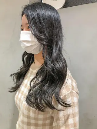 セミロング カラー 圧倒的透明感カラー nana🦕のヘアスタイル