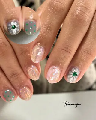 ネイル tsumeya ゆるかわ手描きネイルのネイルデザイン