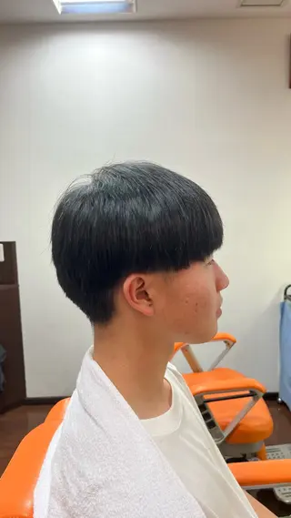 ショート メンズ 中野 あおいのヘアスタイル