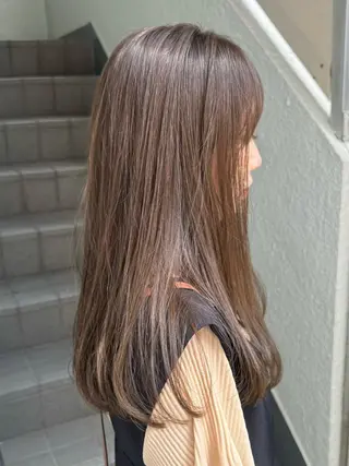 セミロング カラー レイヤーカット 鈴木駿介のヘアスタイル