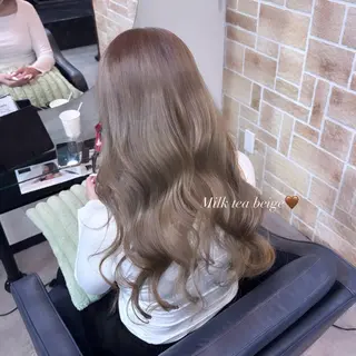 ロング ハイトーンカラー / kureaのヘアスタイル