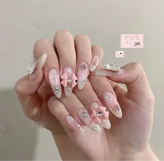 ネイル Julie NailSalonのネイルデザイン
