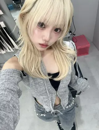 ミディアム カラー レイヤーカット 千葉　遼のヘアスタイル