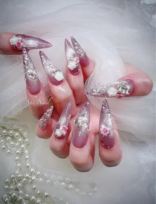 ネイル ISA_ BELLAのネイルデザイン