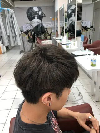 ショート カラー 海外デザイン好きな方 滝沢錬平のヘアスタイル