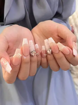ネイル Nail salon Rhonaのネイルデザイン