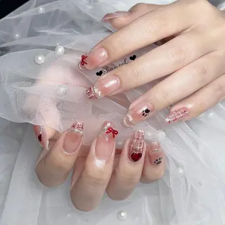 ネイル サイナネイル🎀 長さ出し専門店のネイルデザイン