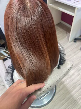 セミロング カラー 吉水 果穂のヘアスタイル