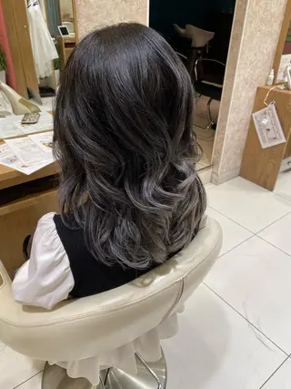 ミディアム カラー 佐伯蓮 🫧学割メニューありのヘアスタイル