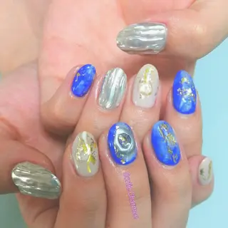 ネイル . MARINAのネイルデザイン