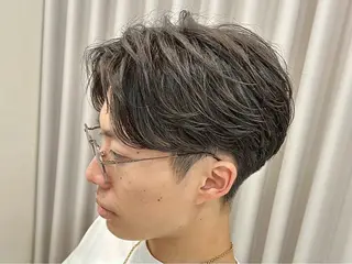 ショート センターパート 韓国ヘア・綾也のヘアスタイル