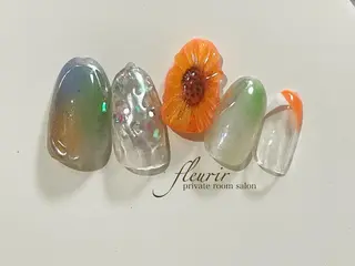 ネイル フルリール 【プライベートサロンのネイルデザイン