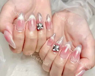 ネイル 🦋 Queenieのネイルデザイン