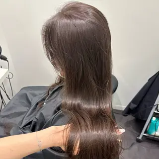 ロング 盛れる透明感カラー momokaのヘアスタイル