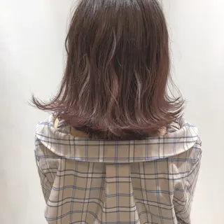 ミディアム カラー 江原 彩華のヘアスタイル