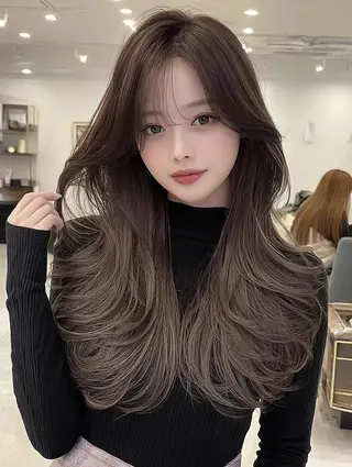 セミロング FOCUS JAPAN2のヘアスタイル