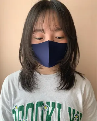 ミディアム カラー hubhair レイヤー/透明感のヘアスタイル
