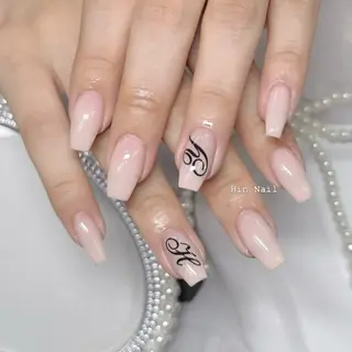 ネイル HIN NAILのネイルデザイン