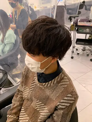 ショート カラー パーマ メンズ メンズパーマ特化 TAIGAのヘアスタイル