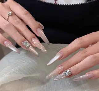 ネイル D-BEAUTY Nailsalonのネイルデザイン