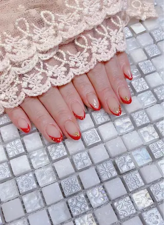 ミディアム めぐみのネイルサロン スタッフ練習のネイルデザイン
