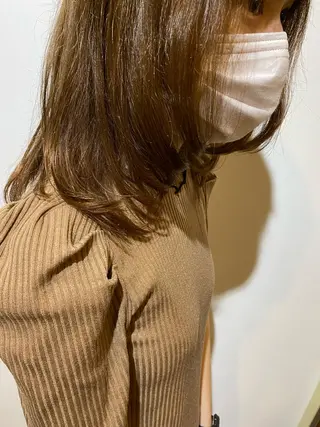 セミロング 石川 信英のヘアスタイル