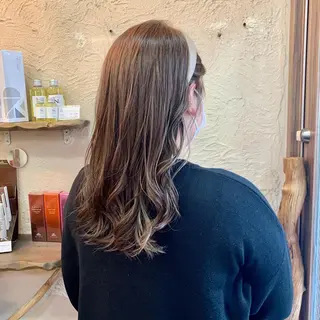 ロング カラー 七原 海夕のヘアスタイル