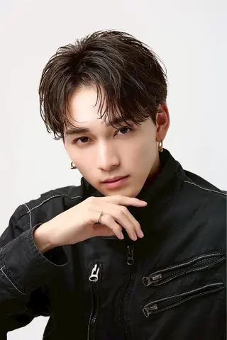ミディアム パーマ メンズ メンズパーマ特化 TAIGAのヘアスタイル