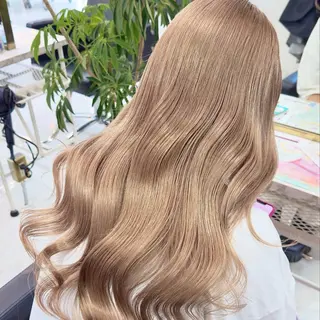 ロング カラー ✨ブリーチカラー× 艶髪SUZU🛼🫧のヘアスタイル