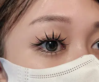 マツエク・マツパ アヤ🌻アイラッシュ 💛新大久保店のマツエク・マツパデザイン
