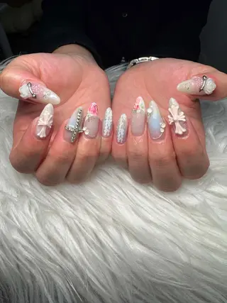 ネイル Anmi Nail 新宿のネイルデザイン