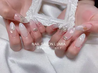 ネイル ネイルサロン ルミア Lumia 店長施術のネイルデザイン