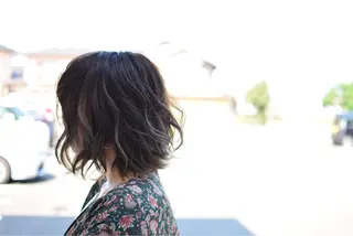 ショート カラー 信原 獎人のヘアスタイル