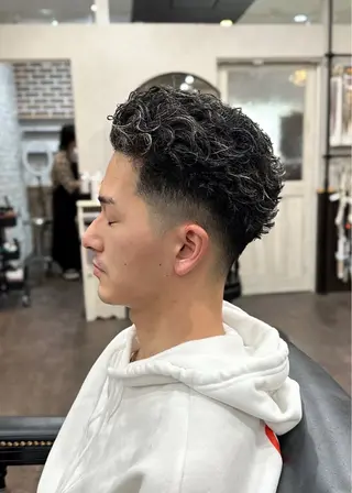 ショート パーマ メンズ 🌿ガクト 🌿艶髪透明感のヘアスタイル