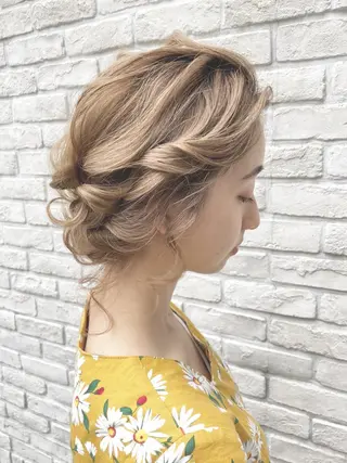ヘアアレンジ あやか 白髪ぼかしハイライトのヘアスタイル