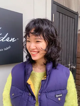 ミディアム パーマ 細川 めぐみのヘアスタイル