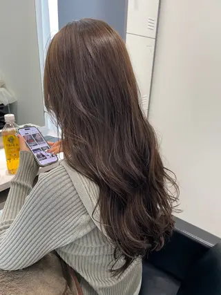ロング カラー 末石 智のヘアスタイル