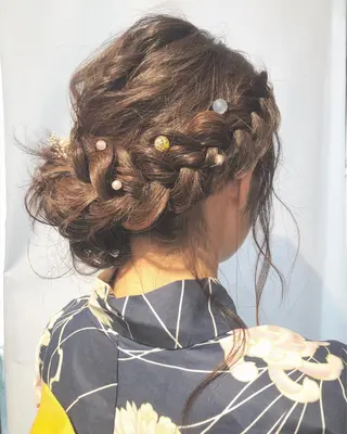 セミロング ヘアアレンジ はやしほのか｜ マンツーマン美容師のヘアスタイル