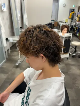 ショート パーマ 山中 悠人のヘアスタイル