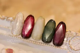 ネイル Elio 国泰寺のネイルデザイン
