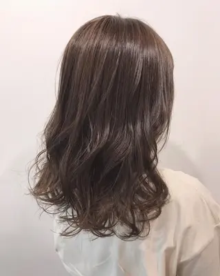 セミロング カラー レイヤー/大人ボブ| ワタナベ リョウカのヘアスタイル