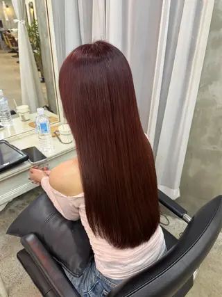ロング カラー 三條 朋香のヘアスタイル