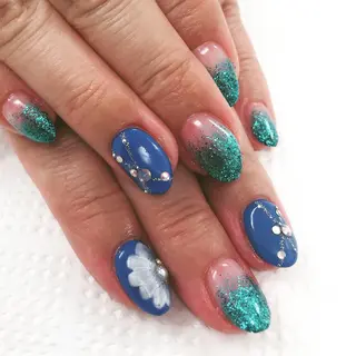 ネイル N._._. clawのネイルデザイン