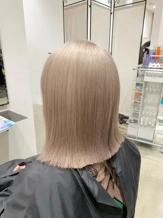 ミディアム カラー 🫧艶ダブルカラー ブリーチ🫧トモヤのヘアスタイル