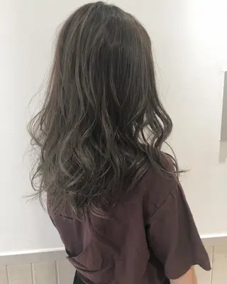 ロング カラー 東 みのりのヘアスタイル