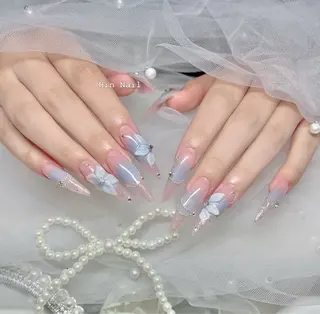 ネイル HIN NAILのネイルデザイン