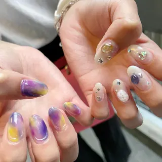 ネイル マツエク・マツパ アイブロウ M. Shihoのネイルデザイン