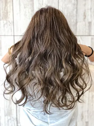ロング カラー ネイル マツエク・マツパ 仙台×ブリーチ 斎藤相慶のヘアスタイル